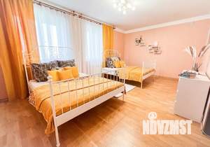2-к квартира, посуточно, 67м2, 5/5 этаж
