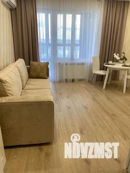Студия квартира, посуточно, 31м2, 10/19 этаж