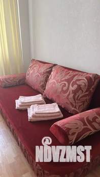 1-к квартира, посуточно, 36м2, 4/10 этаж