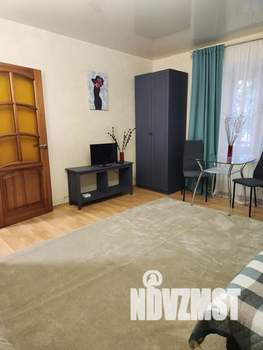 1-к квартира, посуточно, 45м2, 1/9 этаж