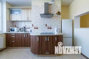 1-к квартира, посуточно, 55м2, 4/25 этаж