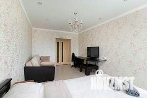 1-к квартира, посуточно, 54м2, 8/9 этаж