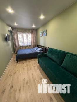 1-к квартира, посуточно, 38м2, 2/10 этаж