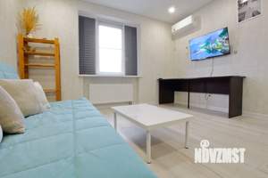 1-к квартира, посуточно, 40м2, 9/16 этаж