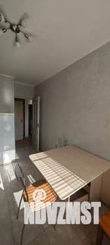 1-к квартира, посуточно, 38м2, 8/19 этаж