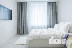 1-к квартира, посуточно, 45м2, 8/20 этаж