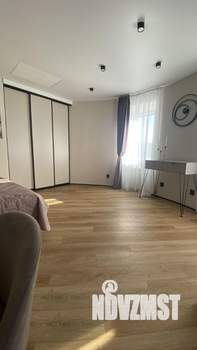 Студия квартира, посуточно, 36м2, 4/4 этаж