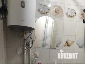 Студия квартира, посуточно, 18м2, 1/15 этаж