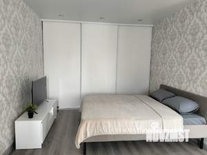 Студия квартира, посуточно, 32м2, 6/9 этаж