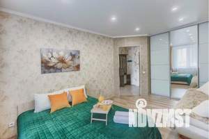 1-к квартира, посуточно, 38м2, 7/10 этаж