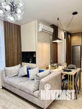 Студия квартира, посуточно, 35м2, 2/17 этаж