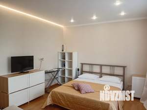 Студия квартира, посуточно, 35м2, 6/19 этаж