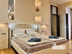 1-к квартира, посуточно, 57м2, 1/1 этаж