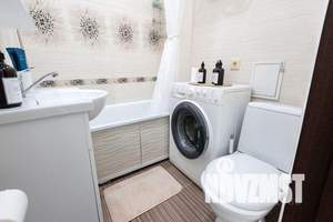 1-к квартира, посуточно, 40м2, 5/5 этаж