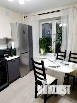 1-к квартира, посуточно, 34м2, 8/10 этаж