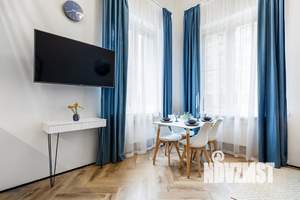 Студия квартира, посуточно, 35м2, 1/9 этаж