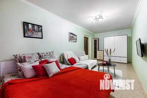 1-к квартира, посуточно, 43м2, 1/1 этаж