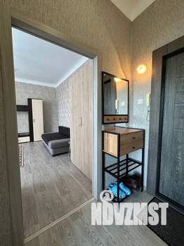 1-к квартира, посуточно, 37м2, 5/5 этаж