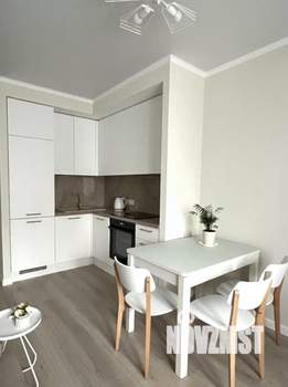 1-к квартира, посуточно, 49м2, 3/20 этаж