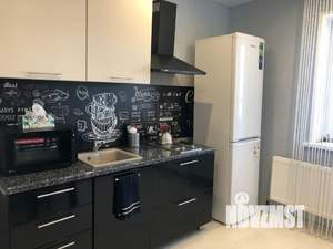 1-к квартира, посуточно, 40м2, 15/18 этаж