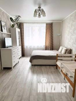 1-к квартира, посуточно, 43м2, 1/1 этаж