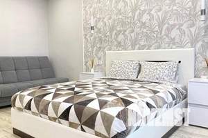 1-к квартира, посуточно, 43м2, 10/18 этаж