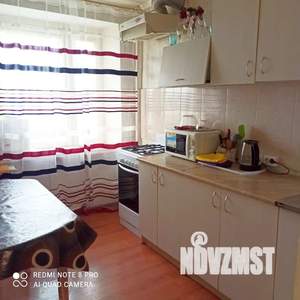 1-к квартира, посуточно, 40м2, 5/9 этаж