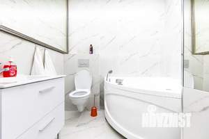 1-к квартира, посуточно, 37м2, 8/19 этаж