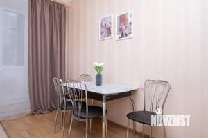 1-к квартира, посуточно, 45м2, 1/12 этаж