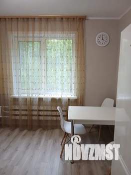 1-к квартира, посуточно, 35м2, 1/9 этаж