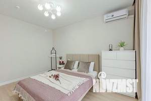 1-к квартира, посуточно, 35м2, 14/25 этаж