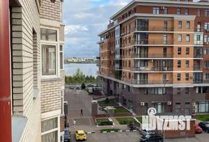 Студия квартира, посуточно, 42м2, 1/5 этаж