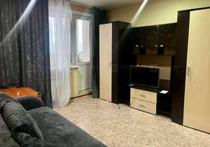 1-к квартира, на длительный срок, 42м2, 3/18 этаж