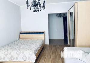 1-к квартира, посуточно, 50м2, 1/1 этаж