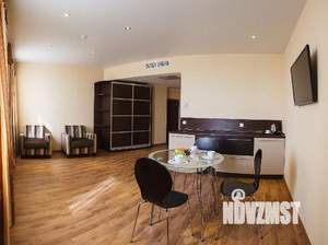 2-к квартира, посуточно, 50м2, 1/1 этаж