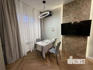 Студия квартира, посуточно, 48м2, 1/5 этаж