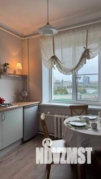 1-к квартира, посуточно, 55м2, 1/1 этаж