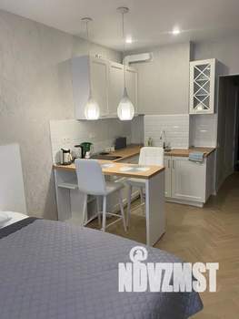 Студия квартира, посуточно, 25м2, 6/21 этаж