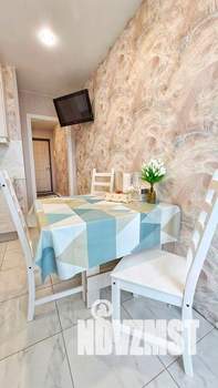 1-к квартира, посуточно, 57м2, 1/1 этаж