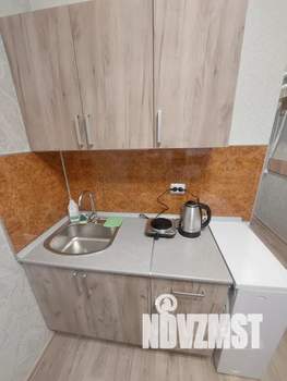 Студия квартира, посуточно, 13м2, 1/5 этаж