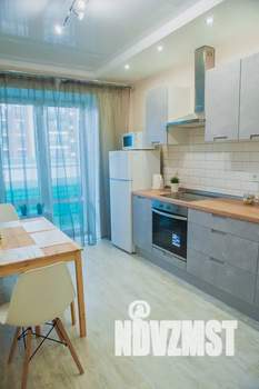 1-к квартира, посуточно, 37м2, 5/10 этаж