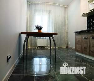 1-к квартира, посуточно, 37м2, 3/11 этаж