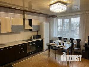 3-к квартира, посуточно, 70м2, 7/17 этаж