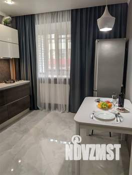 1-к квартира, посуточно, 35м2, 2/9 этаж