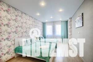2-к квартира, посуточно, 65м2, 4/19 этаж