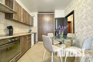 1-к квартира, посуточно, 40м2, 6/10 этаж