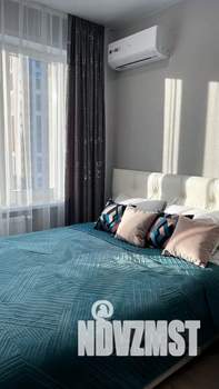 1-к квартира, посуточно, 34м2, 6/25 этаж