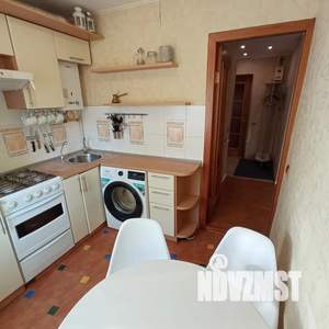 2-к квартира, посуточно, 48м2, 2/4 этаж