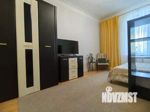 1-к квартира, посуточно, 42м2, 3/5 этаж