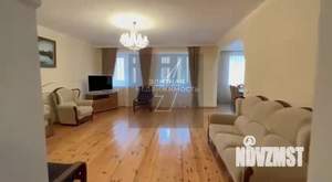 3-к квартира, на длительный срок, 126м2, 3/9 этаж